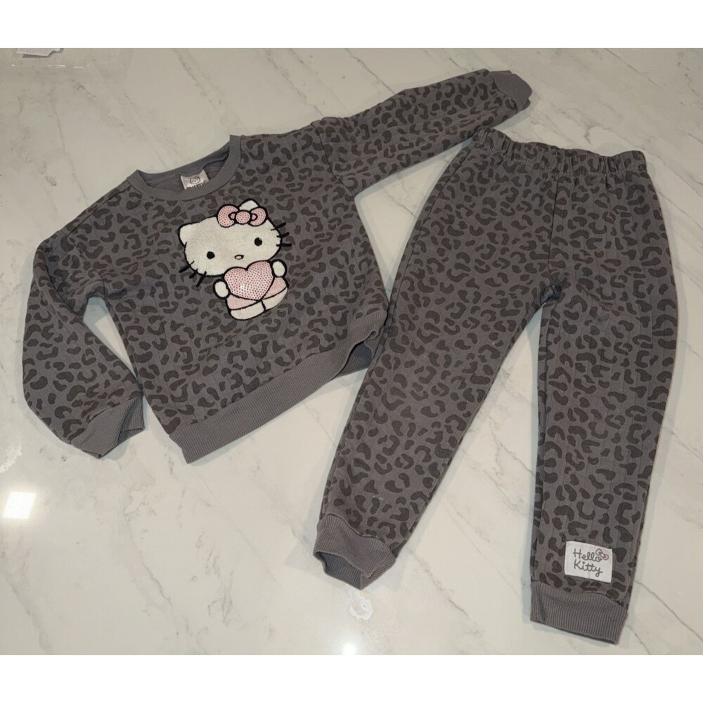 Hello Kitty Leopard Print Sweat Suit Gray Girls 5